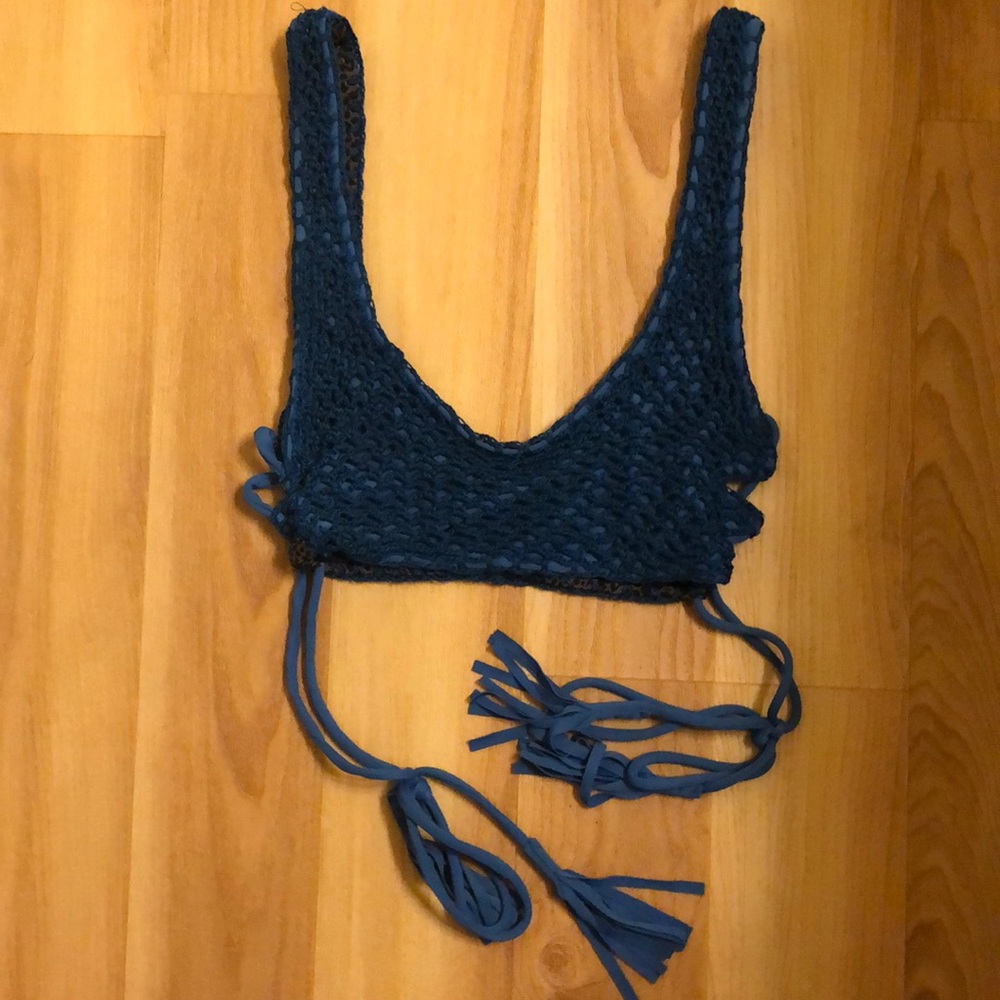 ACACIA HUNTER CROCHETED TOP